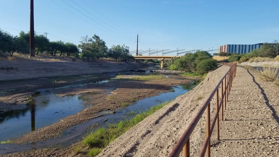Santa Cruz River near the site of the water release Santa Cruz River near the site of the water release
