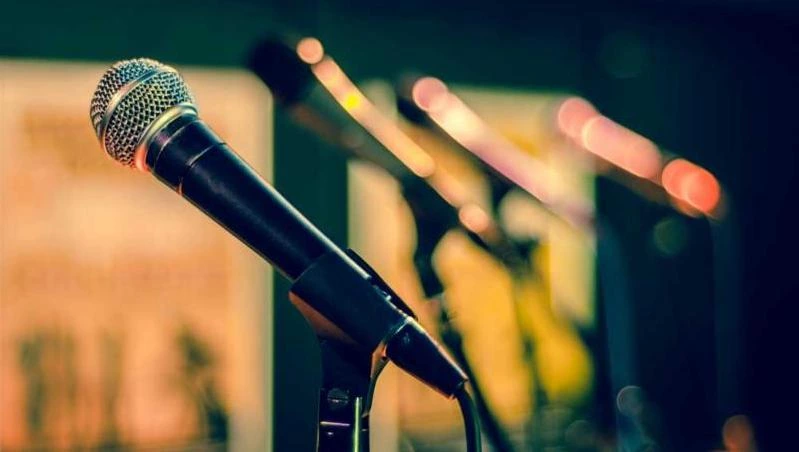 a microphone a microphone